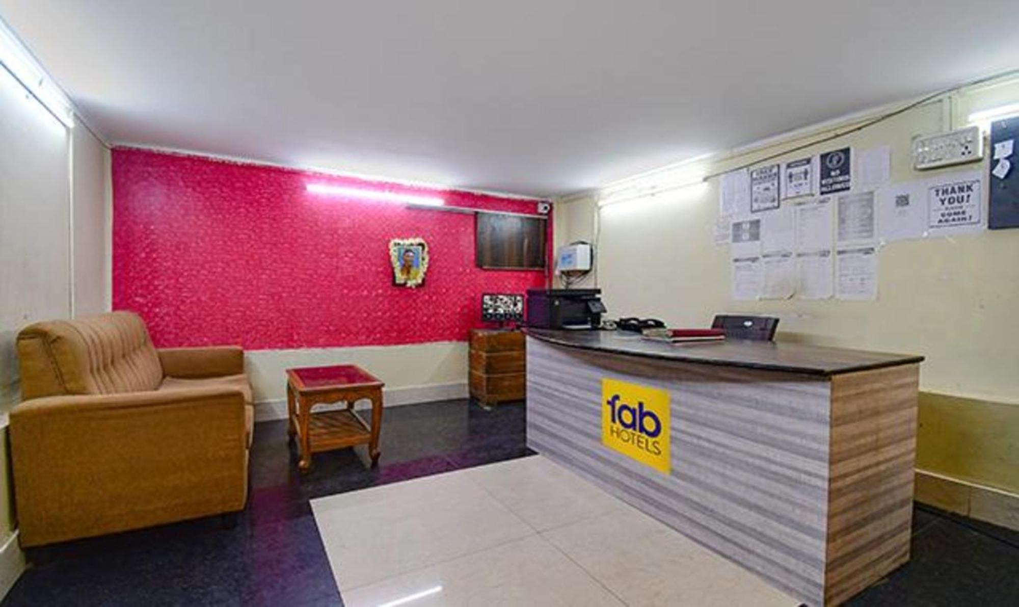 Fabexpress Golden Imperial - Nr Gariyahat Market Kolkata Exterior photo